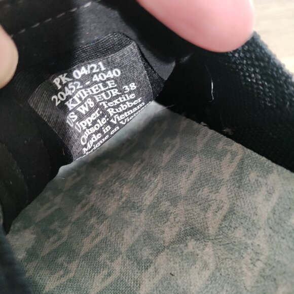 OluKai‎ Ki'hele Slip On Sneaker - Black  Woman's Size 8 - Picture 9 of 10